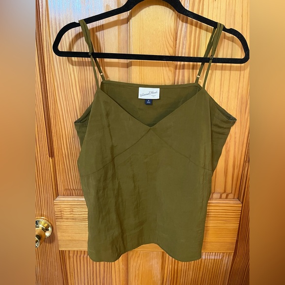 Universal Thread Olive Green Camisole Blouse - Picture 3 of 10